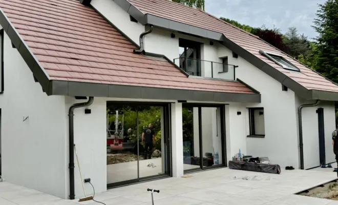 Mise en place d'une isolation extérieure conforme aux normes RGE , Annecy, KARA FRERES