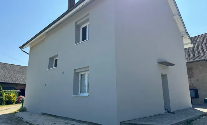 Maison rénovée avec l'isolation extérieure RGE , Annecy, KARA FRERES